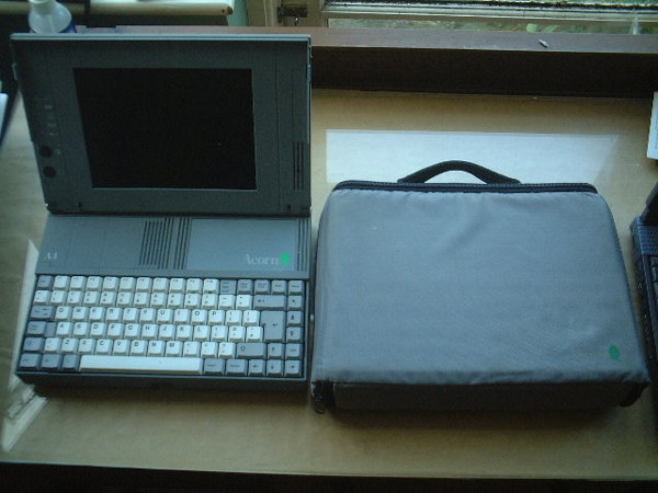 Archimedes A4 Laptop.jpg - 52Kb